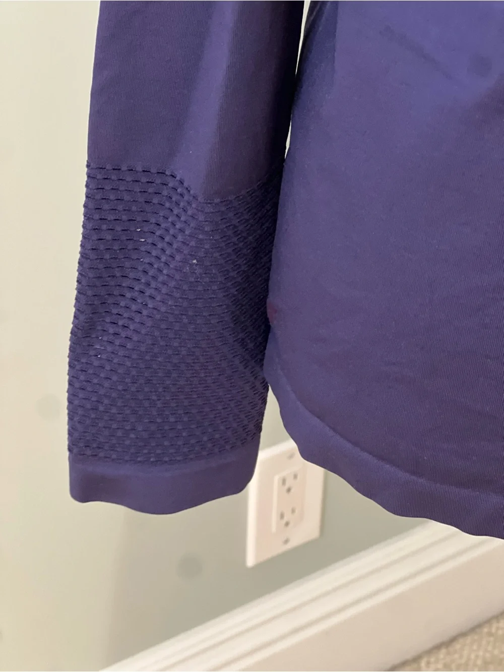 NWOT Fabletics Musetta Seamless Long-Sleeve Top | Indigo | Size L - Picture 5 of 12